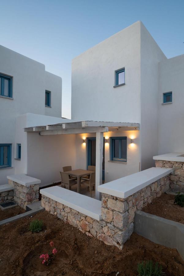 Camvillia Donoussa Village Suites Ngoại thất bức ảnh